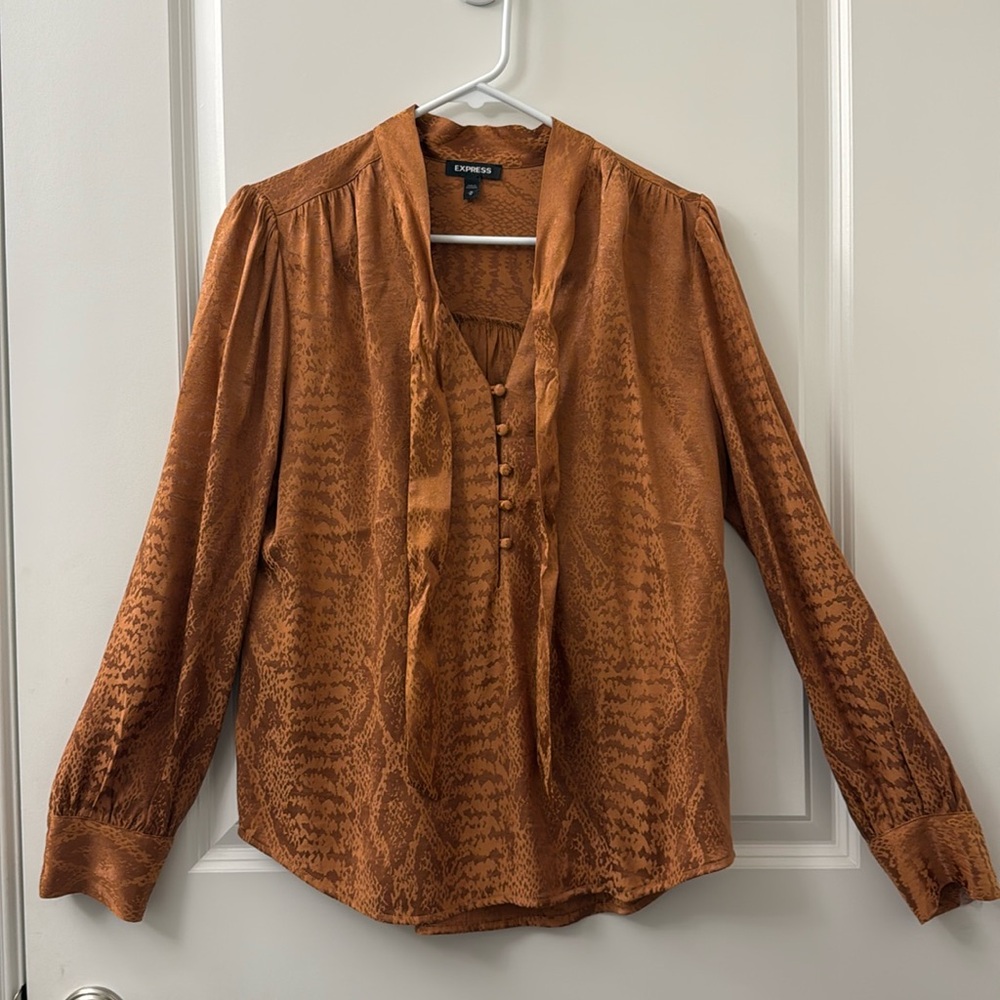 Gold Satin Tie-Neck Blouse – Elegant Jacquard Design